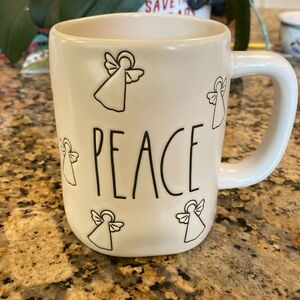 🆕 Rae Dunn PEACE Mug